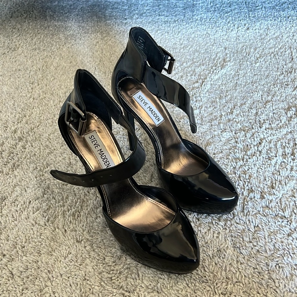 7.5 Steve Madden 5 inch stiletto heals